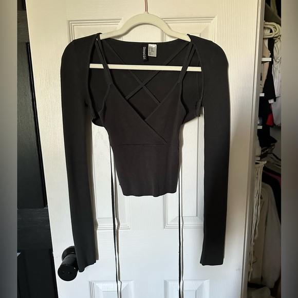 H&M Rib-Knit Bolero & Top Set - Picture 9 of 11